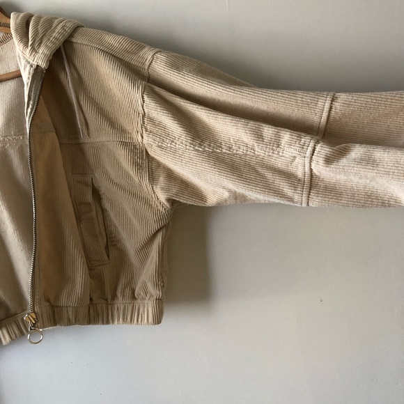 NWOT BDG Cropped Corduroy Jacket - Picture 3 of 5